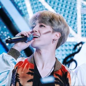 Meet your Posher, Geneta